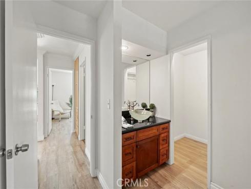 63 Streamwood , Irvine, CA
