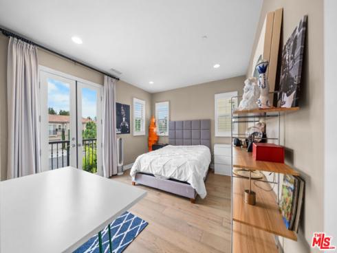 76 Haviland , Irvine, CA