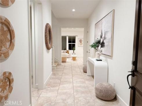 115 Hitching Post , Irvine, CA