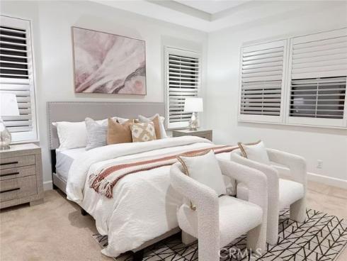 115 Hitching Post , Irvine, CA