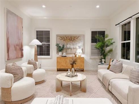 115 Hitching Post , Irvine, CA
