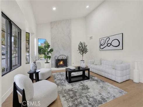 2 Hudson , Irvine, CA