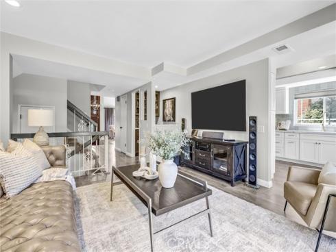 20  Farragut  , Irvine, CA