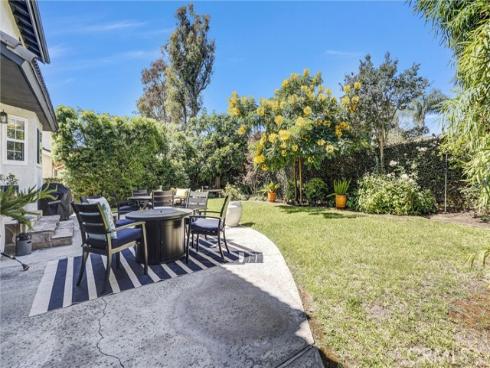 20  Farragut  , Irvine, CA