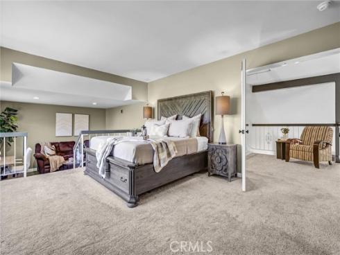 20  Farragut  , Irvine, CA
