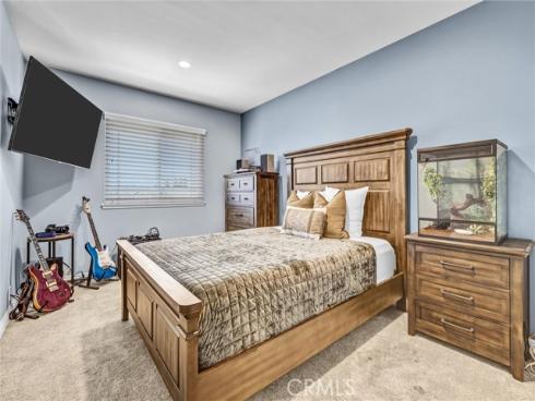 20  Farragut  , Irvine, CA