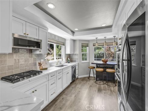 20  Farragut  , Irvine, CA