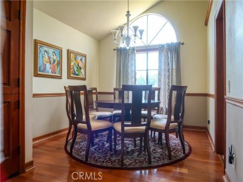 12 Pleasonton , Irvine, CA