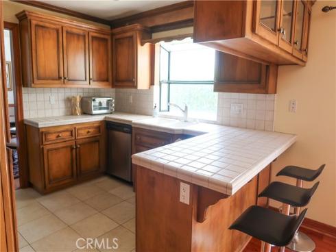 12 Pleasonton , Irvine, CA