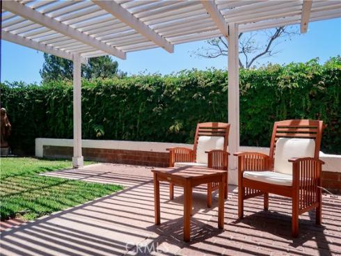 12 Pleasonton , Irvine, CA