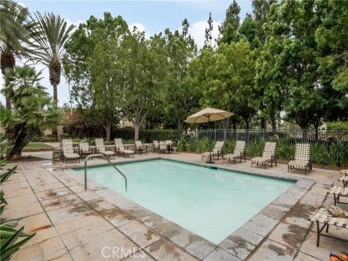 58 Salton 32 , Irvine, CA