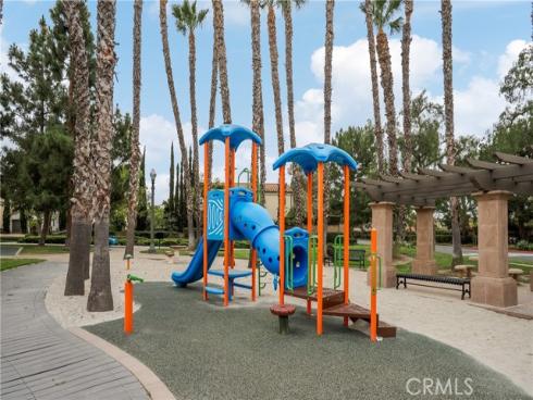 58 Salton 32 , Irvine, CA
