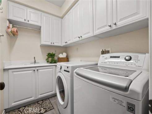 14 Buellton , Irvine, CA