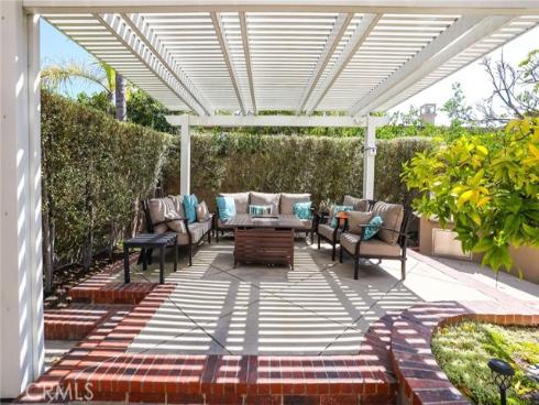 14 Buellton , Irvine, CA