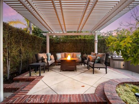 14 Buellton , Irvine, CA