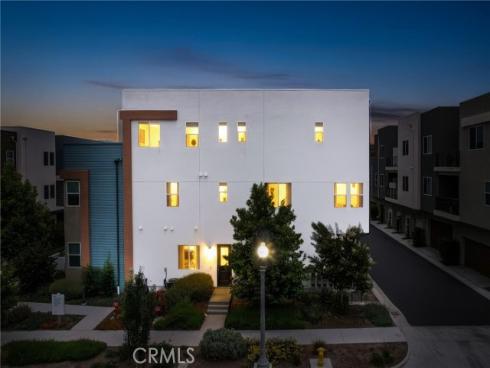 175 Sash , Irvine, CA