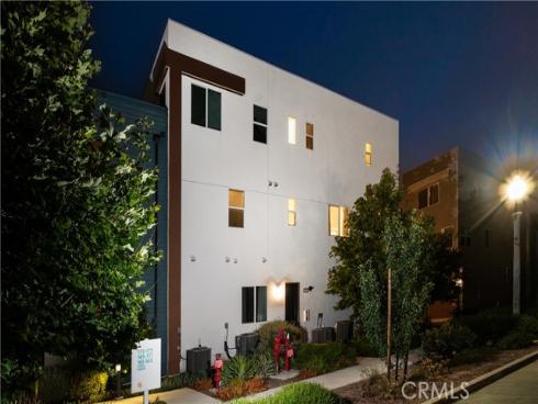 175 Sash , Irvine, CA
