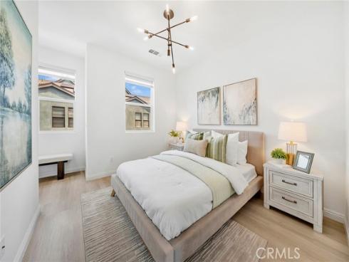 293 Merit , Irvine, CA