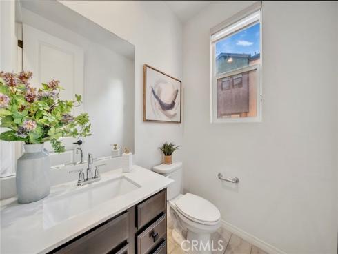 293 Merit , Irvine, CA