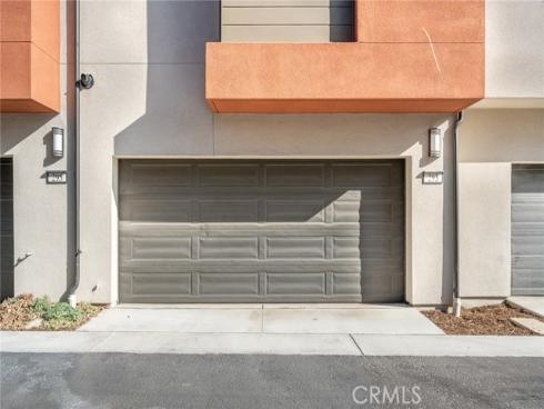 293 Merit , Irvine, CA