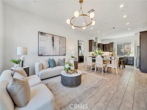 293 Merit , Irvine, CA