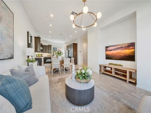 293 Merit , Irvine, CA