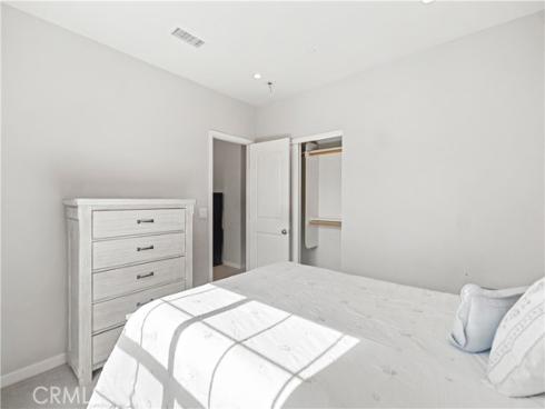 135  Messenger  , Irvine, CA