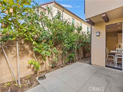 135  Messenger  , Irvine, CA