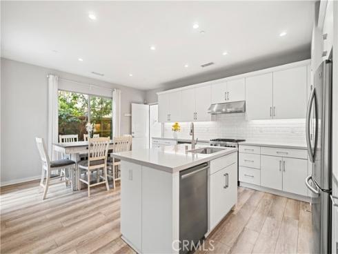 135  Messenger  , Irvine, CA