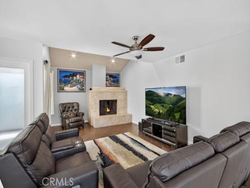 4 Beechwood , Irvine, CA