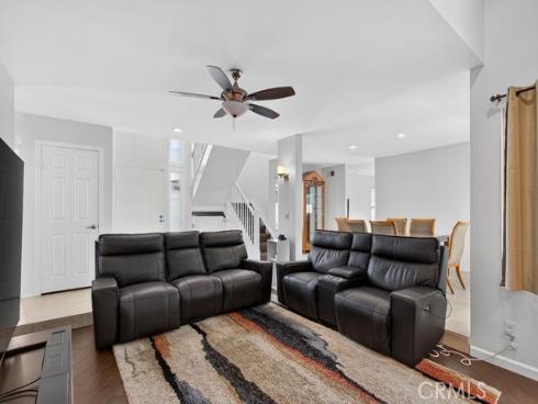 4 Beechwood , Irvine, CA