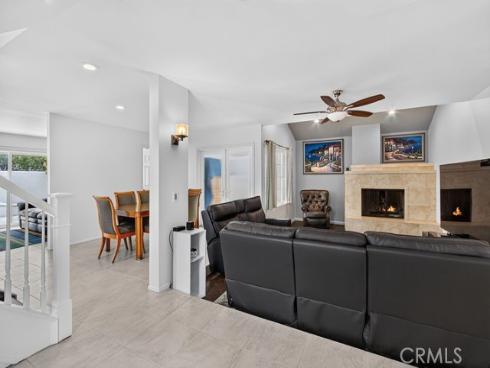 4 Beechwood , Irvine, CA