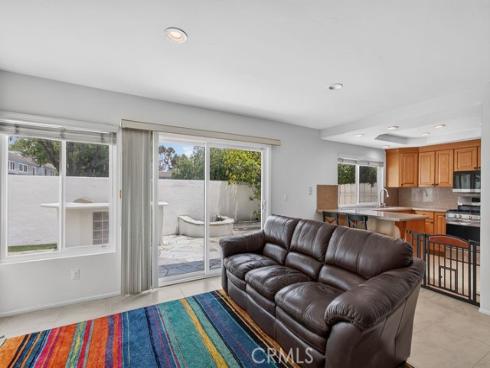 4 Beechwood , Irvine, CA