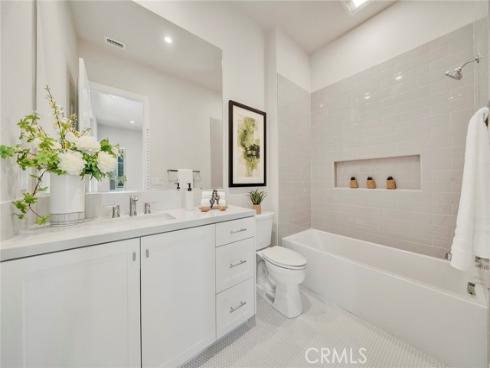 207 Pinnacle , Irvine, CA