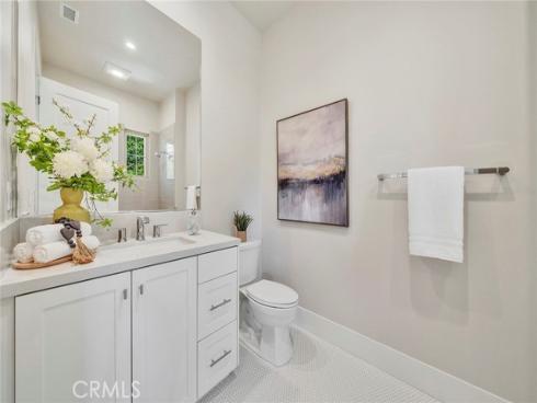 207 Pinnacle , Irvine, CA