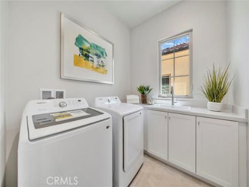 207 Pinnacle , Irvine, CA