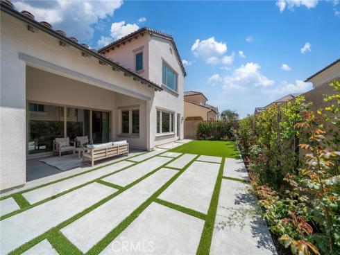 207 Pinnacle , Irvine, CA