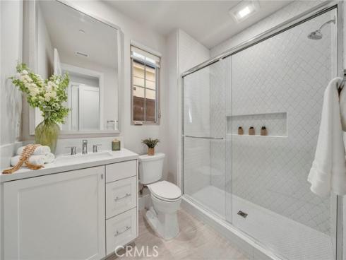 207 Pinnacle , Irvine, CA