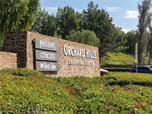 207  Pinnacle  , Irvine, CA