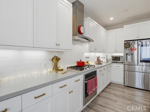 108 Tribeca , Irvine, CA