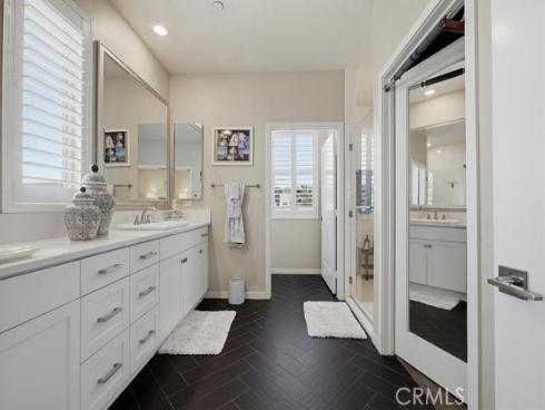 108 Tribeca , Irvine, CA
