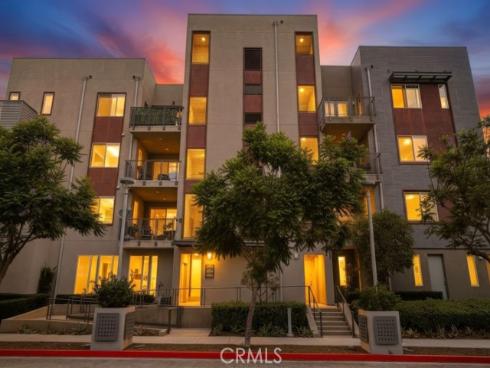 108 Tribeca , Irvine, CA
