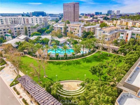 108 Tribeca , Irvine, CA