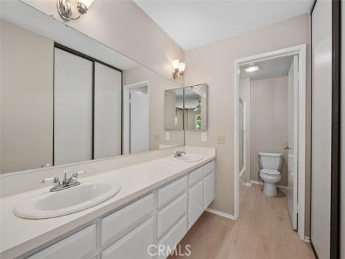 1 Woodleaf , Irvine, CA