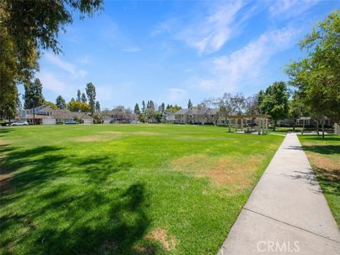 1 Woodleaf , Irvine, CA