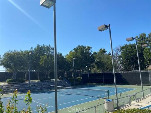 1 Woodleaf , Irvine, CA