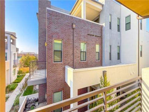 121 Novel , Irvine, CA