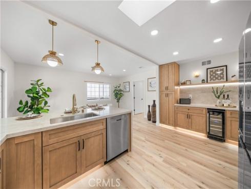 14592 Highcrest Cir. , Irvine, CA