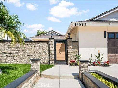 14592 Highcrest Cir. , Irvine, CA