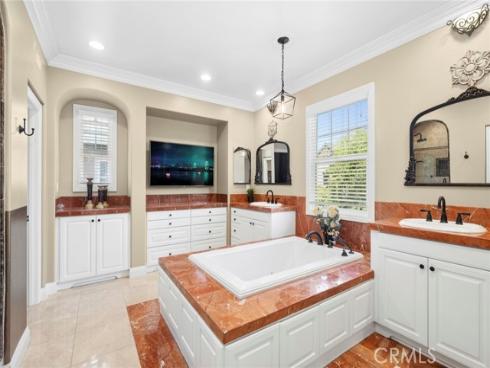 5  Franklin  , Irvine, CA
